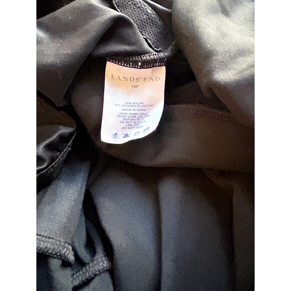 Land’s End One Piece Swimsuit Dress 16 Petite Black Twisted Padded Beach Summer - Picture 8 of 9